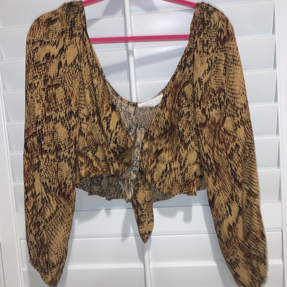 american threads snakeskin tie top